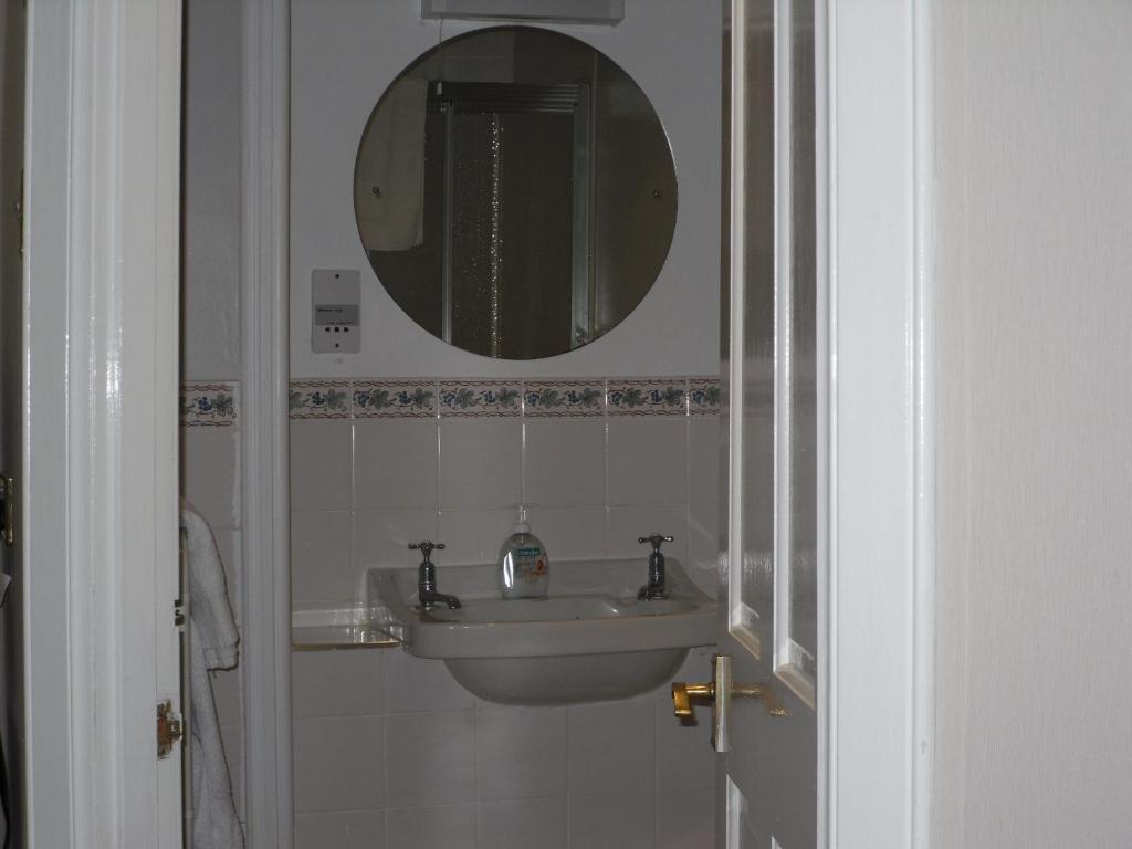 Ardfern Guest House Perth Pokoj fotografie